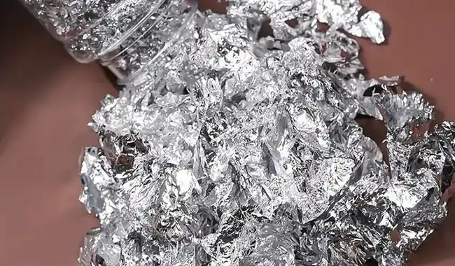 Sevika Leaf Silver Flakes